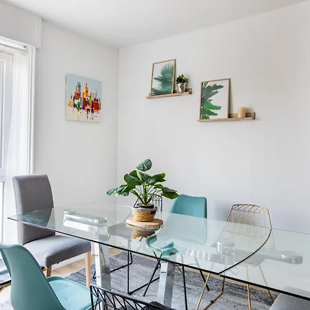 Vox - Spacieux Et Lumineux - Balcon Ascenseur - Centre Apartamento *