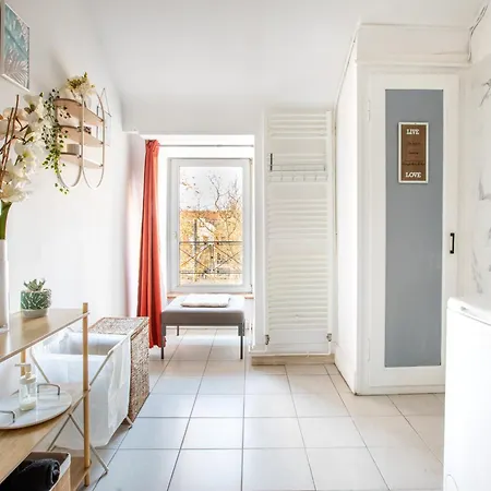 Vox - Spacieux Et Lumineux - Balcon Ascenseur - Centre *