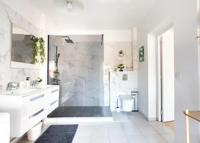 Vox - Spacieux Et Lumineux - Balcon Ascenseur - Centre *